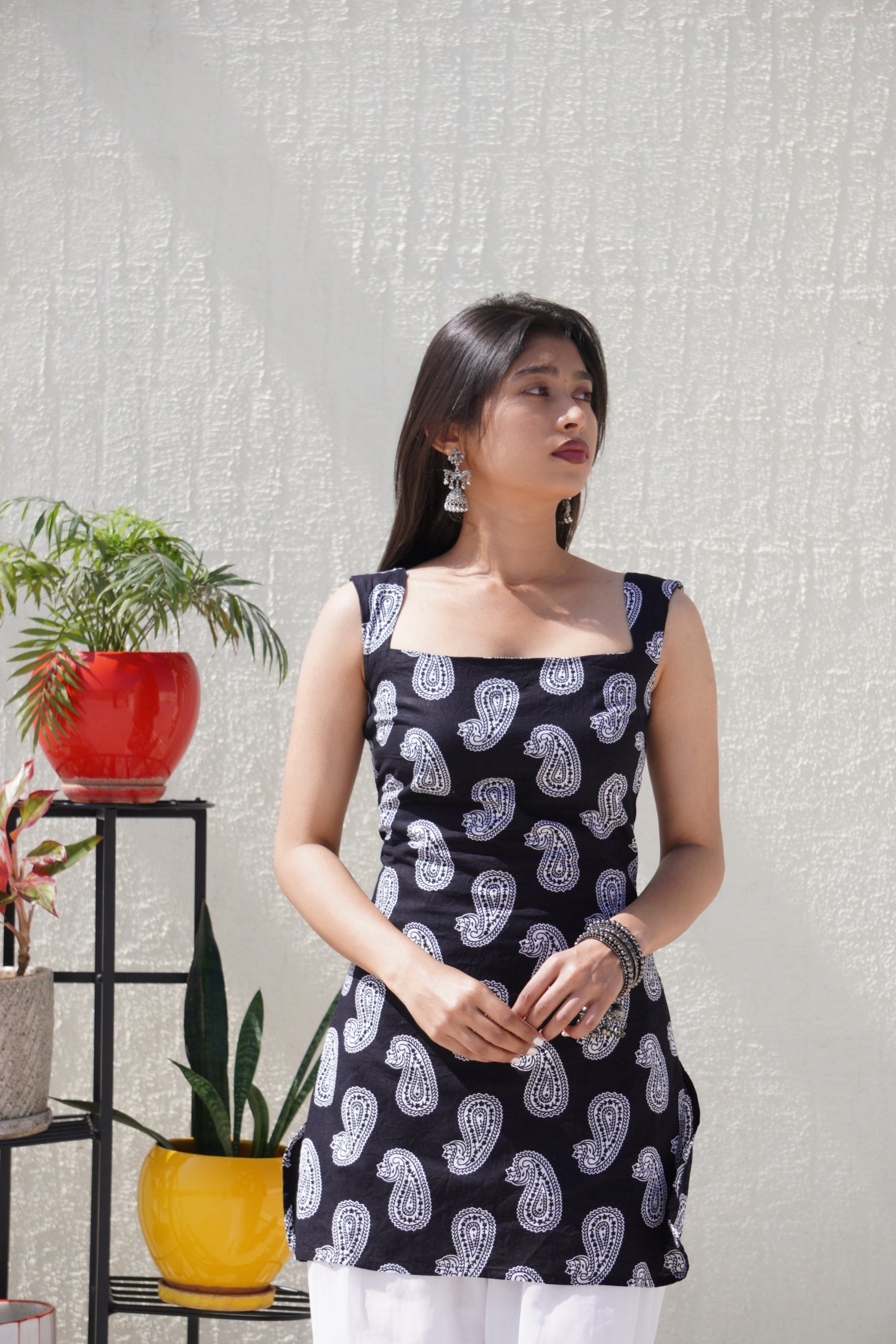 YAMINI SQUARE NECK KURTI